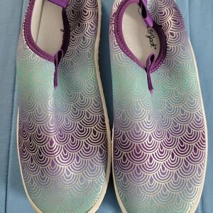 Slip-On Water-Friendly Casual Shoes in Purple Blue Ombre